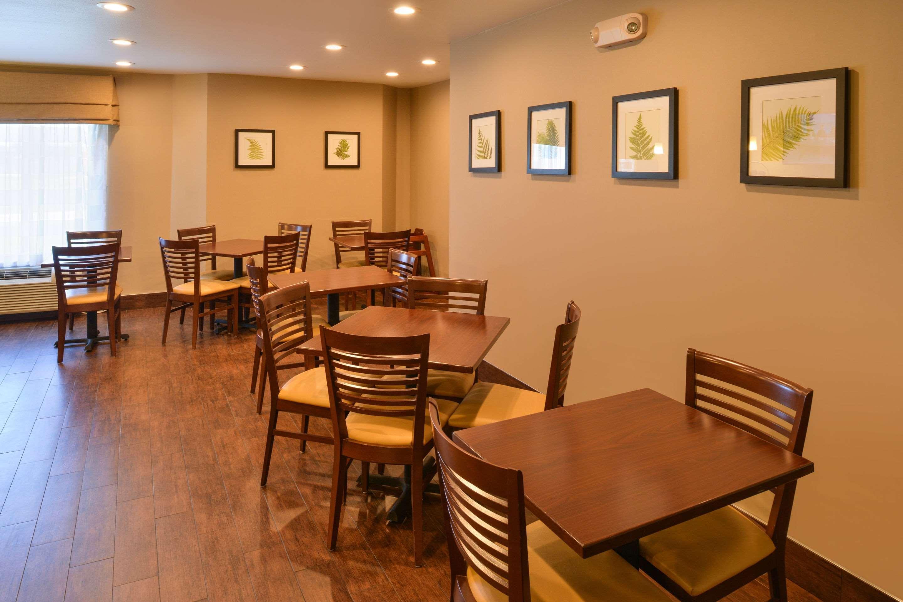 Sleep Inn Fayetteville North Екстериор снимка