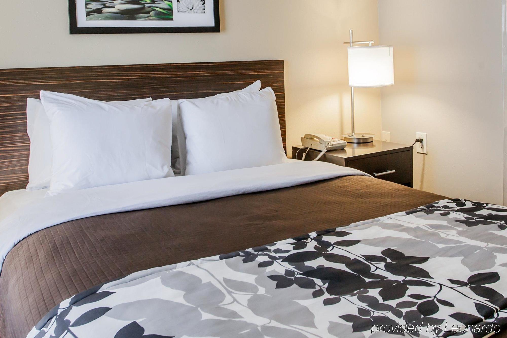 Sleep Inn Fayetteville North Екстериор снимка