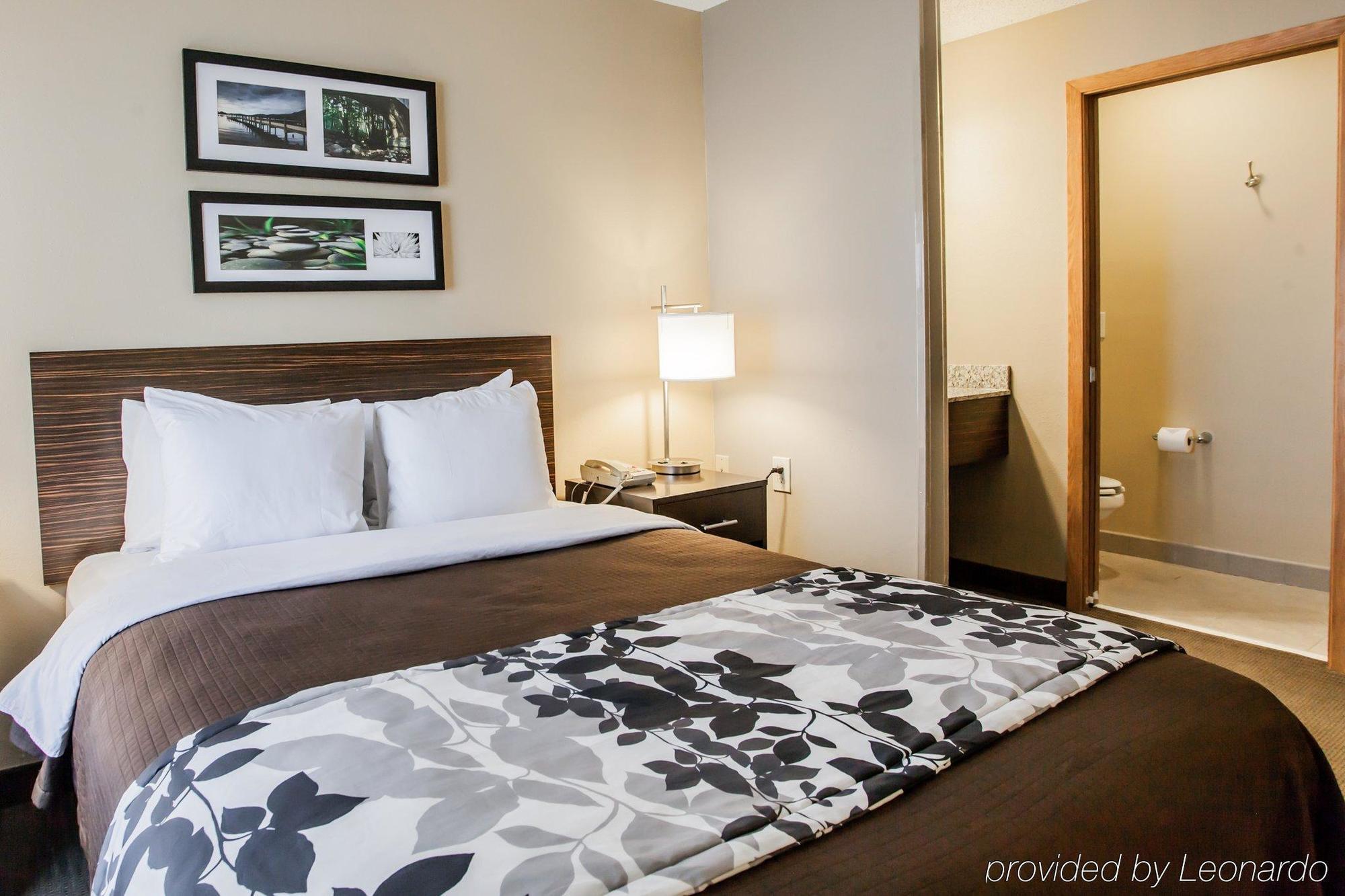 Sleep Inn Fayetteville North Екстериор снимка