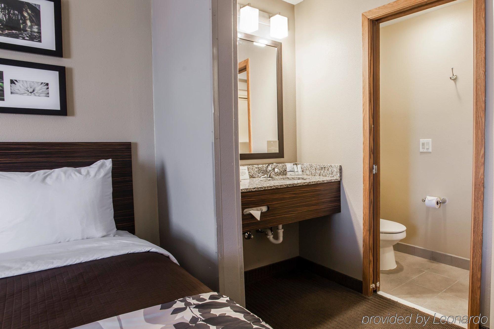 Sleep Inn Fayetteville North Екстериор снимка