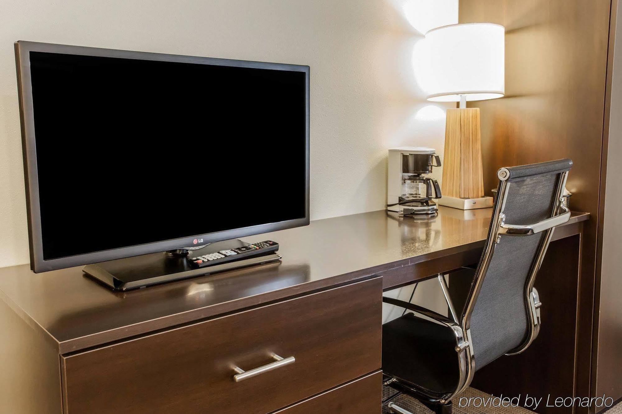 Sleep Inn Fayetteville North Екстериор снимка