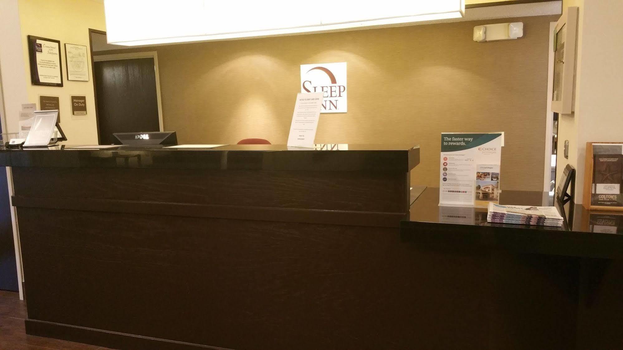 Sleep Inn Fayetteville North Екстериор снимка