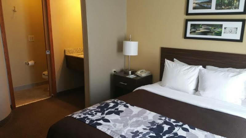 Sleep Inn Fayetteville North Екстериор снимка